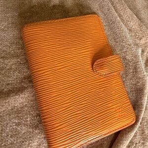 Louis Vuitton Vibrant Orange Epi Leather Agenda